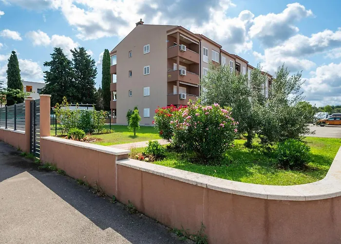 Cozy In With Wifi Apartman *