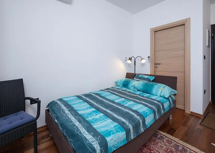 Apartman Cozy In With Wifi